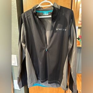 Yeti Cycles - Long Sleeve 1/2 Zip Windbreaker - Men’s Medium